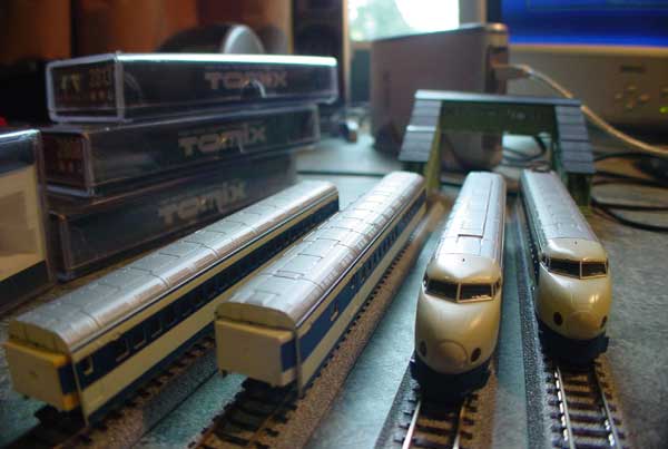 0-2000 Series Shinkansen :: Tomix 0-2000