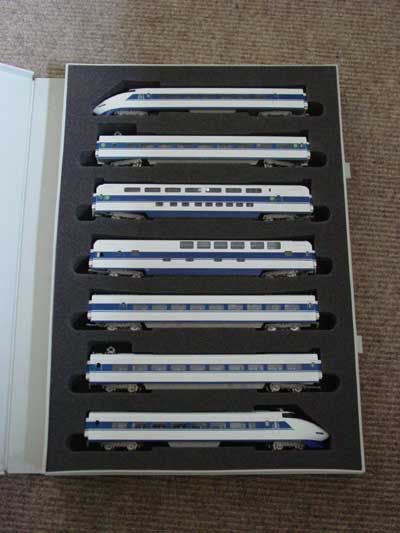 100 Series Shinkansen :: Kato 100-series Shinkansen