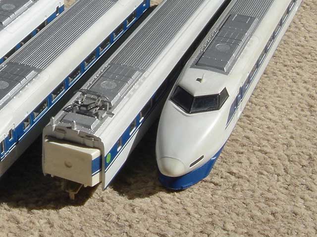100 Series Shinkansen :: Tomix 100-series Shinkansen