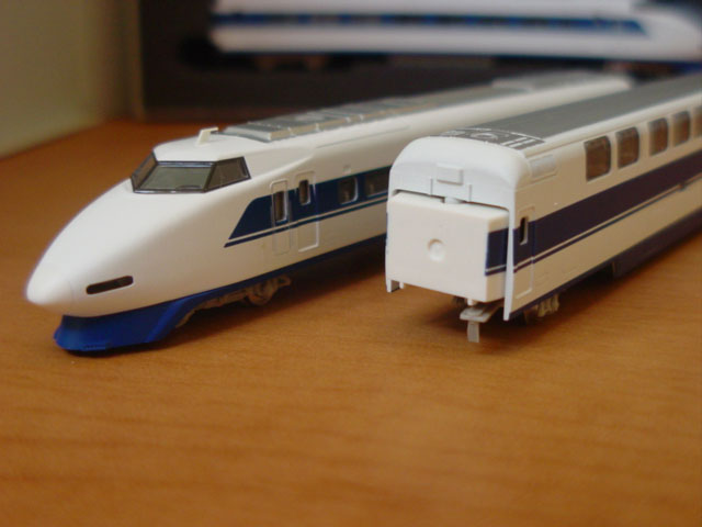 100 Series Shinkansen :: Tomix 100-series Shinkansen