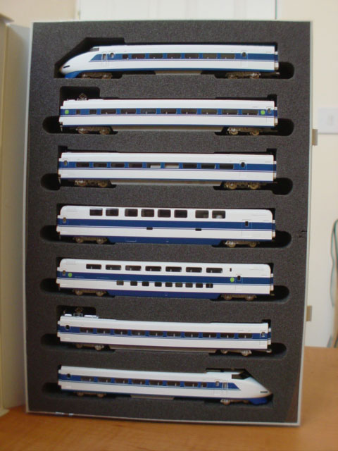 100 Series Shinkansen :: Tomix 100-series Shinkansen