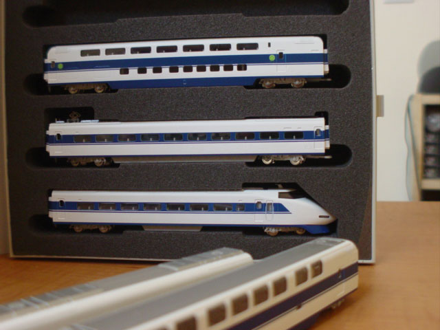 100 Series Shinkansen :: Tomix 100-series Shinkansen