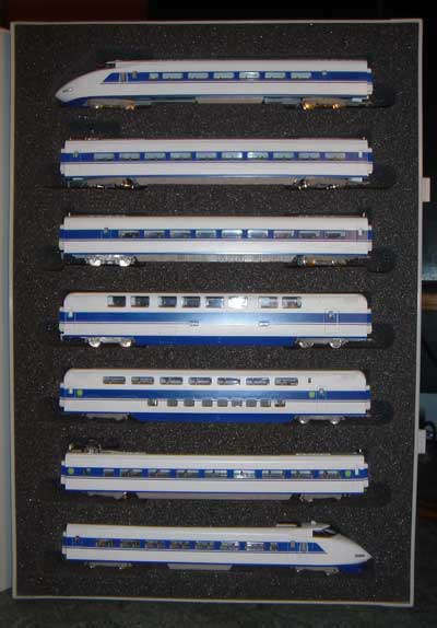 100 Series Shinkansen :: Tomix 100-series Shinkansen