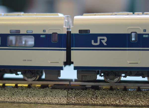 100 Series Shinkansen :: Kato 100-series Shinkansen