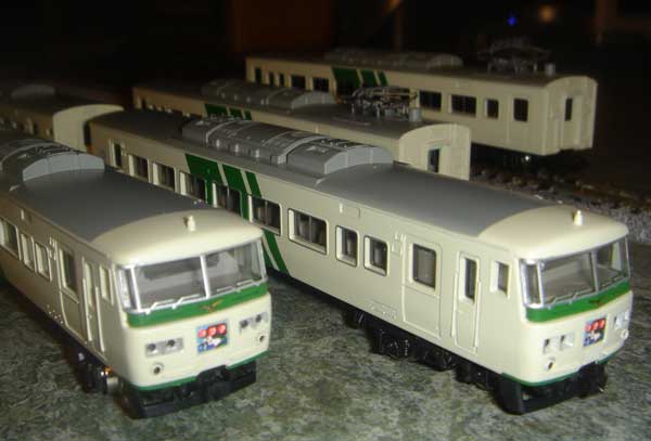 184 Series Interurban EMU :: Classic Odoriko 185