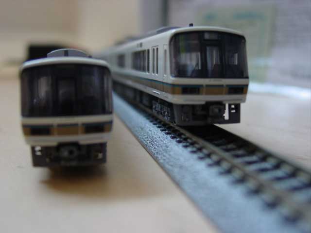 221 Series EMU