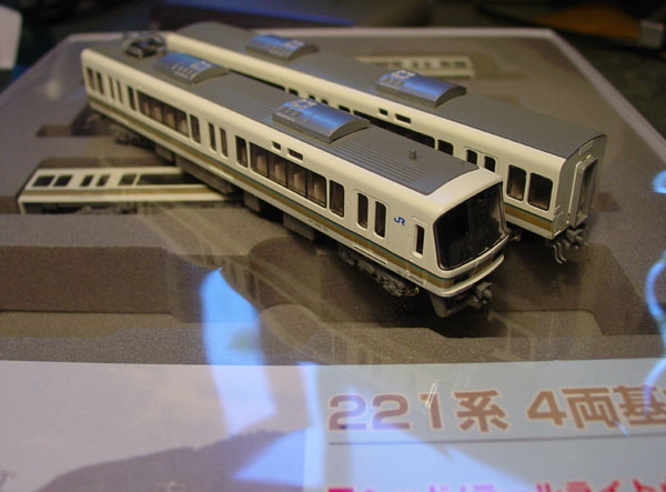 221 Series EMU