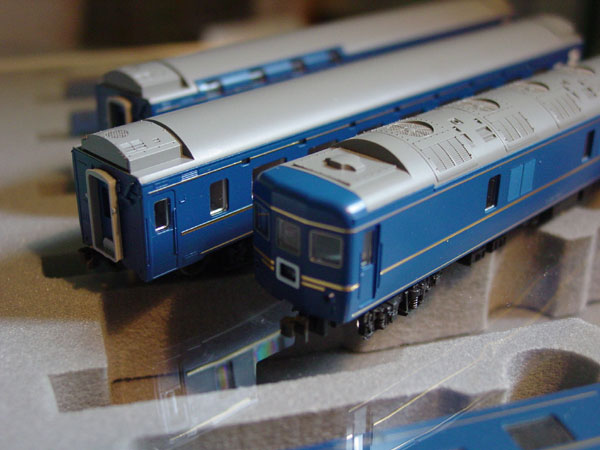 24/25 Series Blue Train