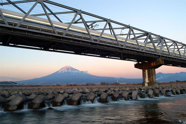 300 Series Shinkansen