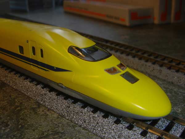 700 Series Shinkansen :: Dr Yellow 923
