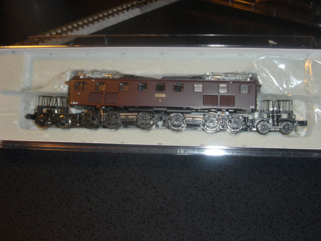 EF18 Electric Locomotive Bo-Bo-Bo