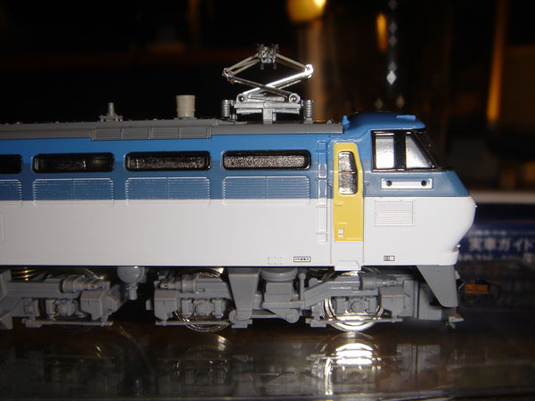 EF66 Electric Locomotive Bo-Bo-Bo :: EF66-100