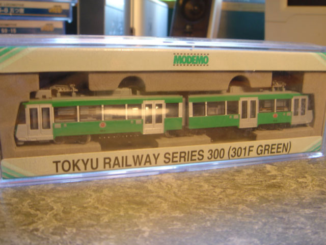Tokyu 300 Urban Tram :: Modemo Tokyu 300 Tram (Green)