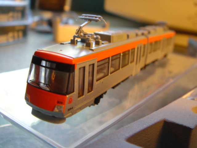 Tokyu 300 Urban Tram :: Modemo Tokyu 300 Tram (Orange)