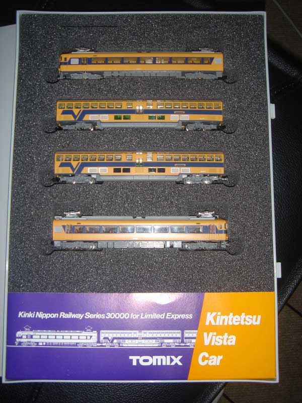 Semi-Duplex VistaCar Interurban EMU